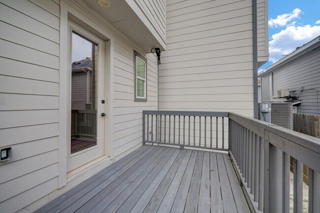 Photo - For Lease | 3 Bed, 3.5 Bath | 2,139 Sq Ft | Timber Heights Village |