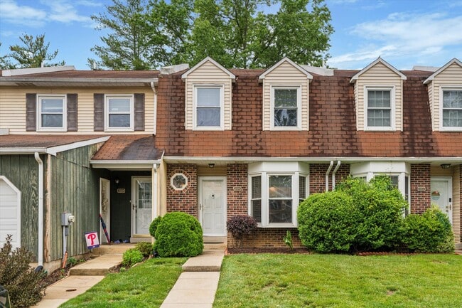 Photo - 1105 Denise Cir Townhome