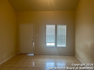 Photo - 7637 Windsor Oaks