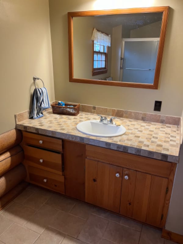 Photo - 502 Snowberry Ln