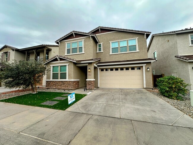 Building Photo - 2517 E Pelican Dr