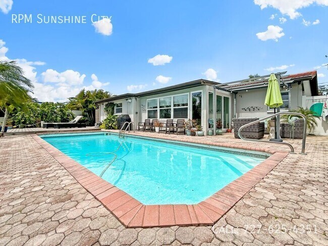 Photo - 280 79th Ave N