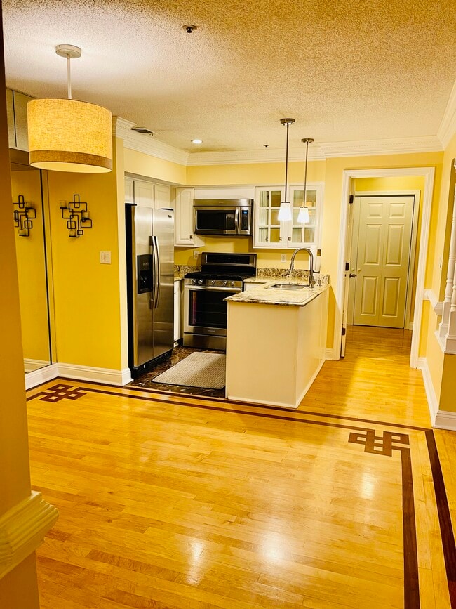 Photo - 247 Cobblestone Trl Unit 247