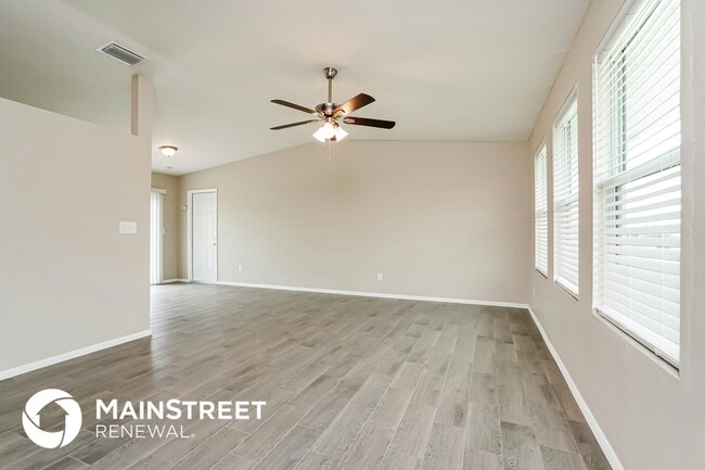 Photo - 1421 NE 18th Ave