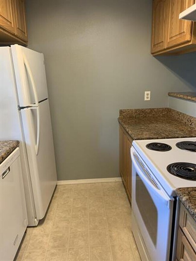 12906 8th Ave W