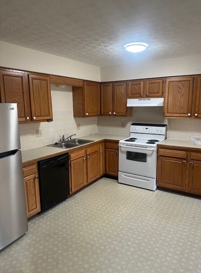 Photo - 93-95-95 Keene Dr Unit 95