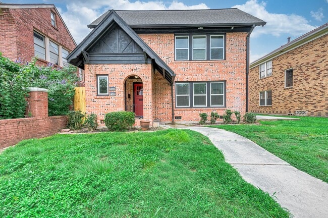 Photo - 2509 Arbor St
