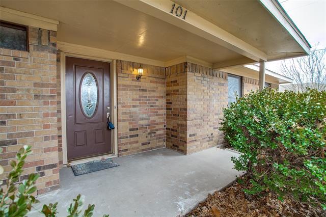 Photo - 101 Teakwood Dr