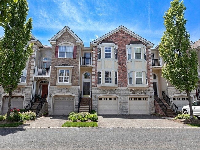 Photo - 47 Mallard Pl Unit 47