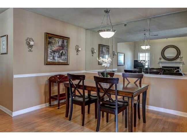 Photo - 4101 Riverlook Pkwy SE