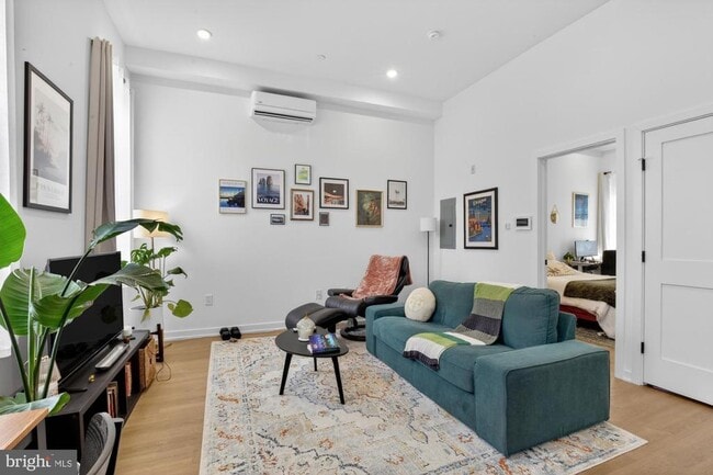 Photo - 1134 Pine St Unidad 3