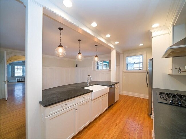 Photo - 860 Park Ave Unit 1