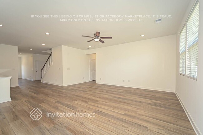 204 E Millbrook Dr