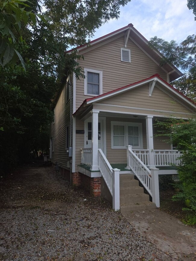 Photo - 611 Johnson St Casa