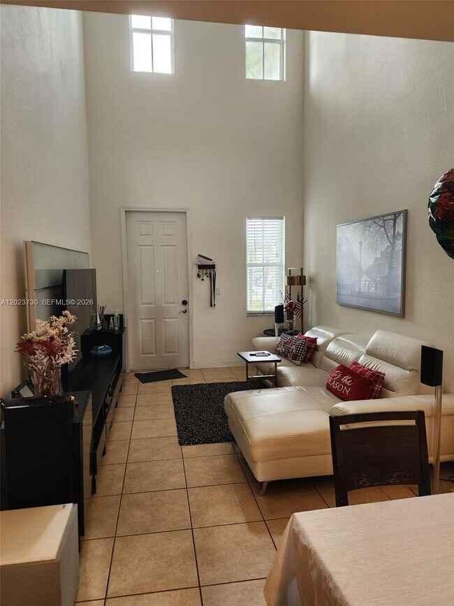 Photo - 7510 NW 107th Pl