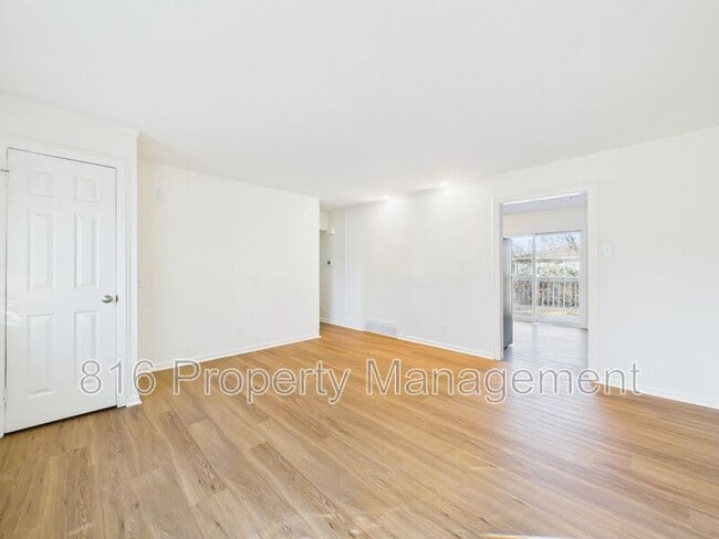 Photo - 6202 E 150th Terrace