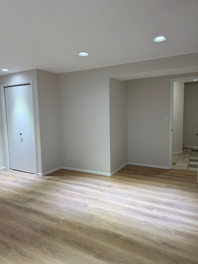 Photo - 841 Crisman Dr Unit 12