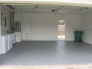 Photo - 201 NE Midfield Ln