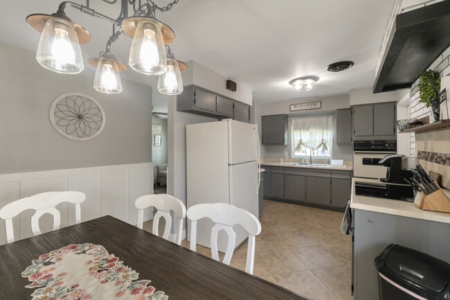 Photo - 7703 Southside Ln