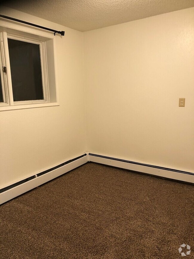 Building Photo - LDA001-939 LATHROP ST Unit 1 Rental