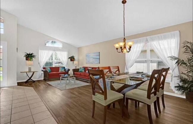 Photo - 1438 Solana Cir