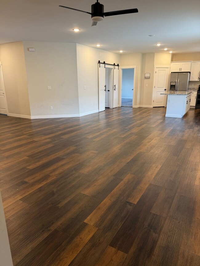 Photo - 1936 N Eloisa Ln
