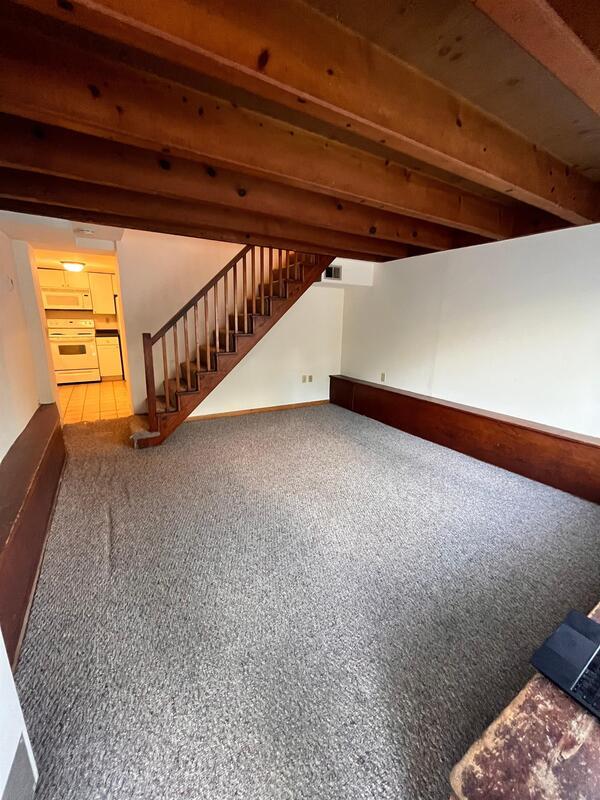 Building Photo - 129 E Gorham St Unit 2 Rental