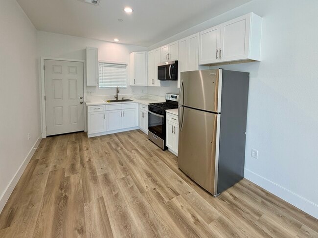 Photo - 6991 Del Rosa Ave