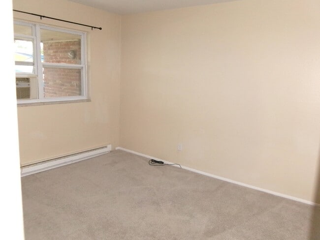 Photo - 124 Maple St Unit 124
