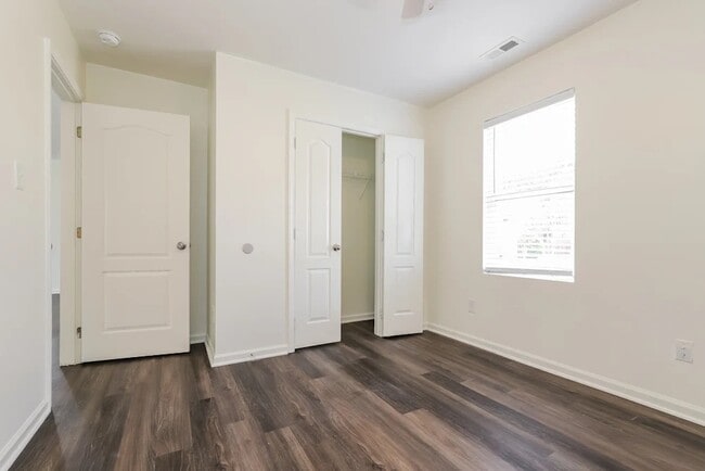 Photo - 297 Maynard S Dr