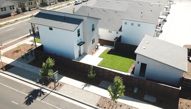 Photo - Stunning 3 bed home in Meriam Park for rent, available May 12th!