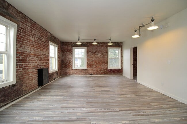 Photo - 843 N Knott St Unidad 302