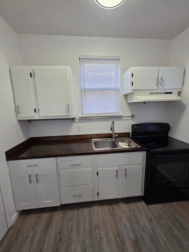 Photo - 409 Alice St