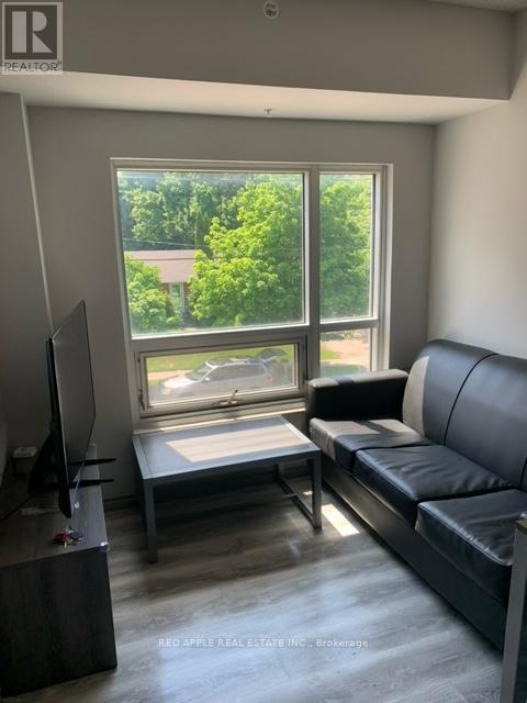 Photo - 275F Larch St Unité 216