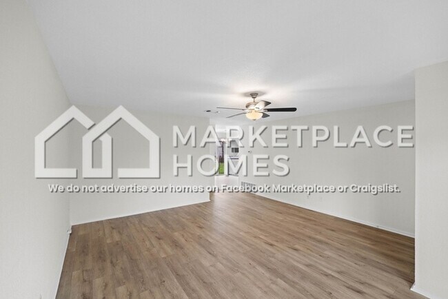 Photo - 2105 E Riviera Dr