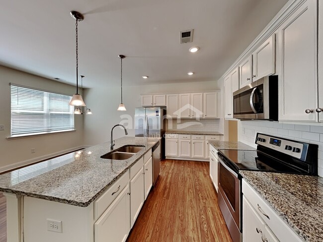 Photo - 124 Cobblestone Dr