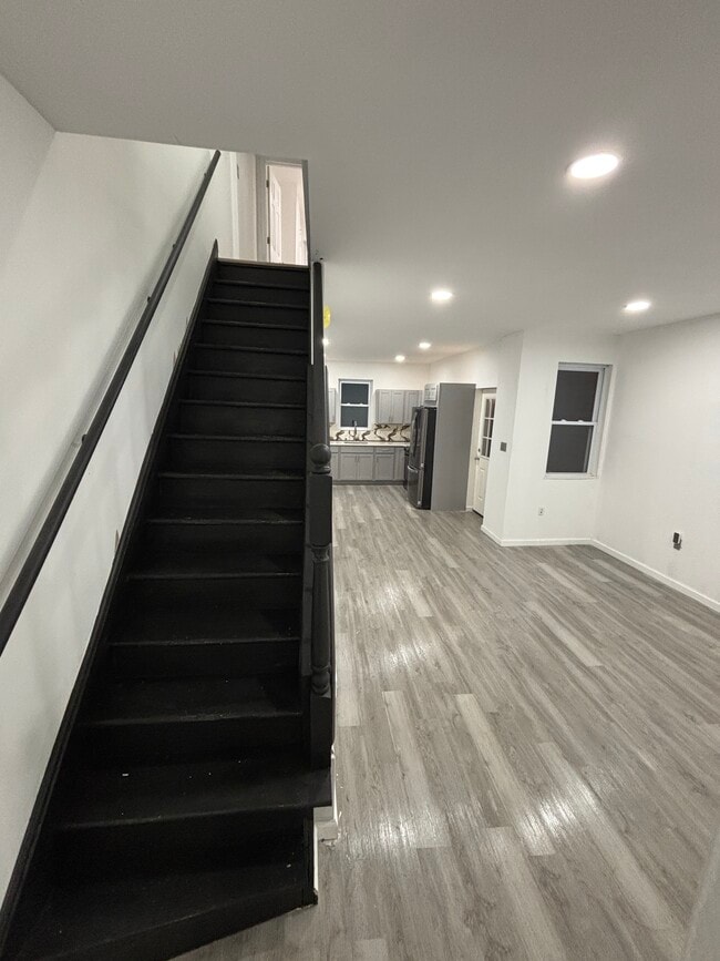 Photo - 37 Wyoming St