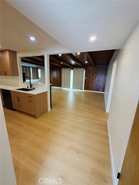 Photo - 10024 Norwich Ave