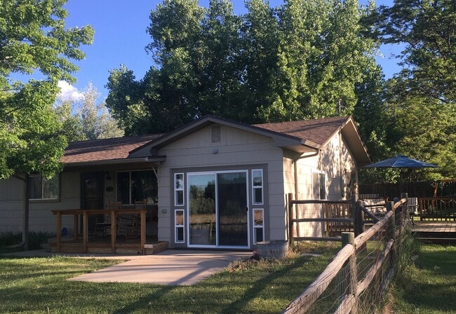 Building Photo - 601 Gutcher Dr Rental