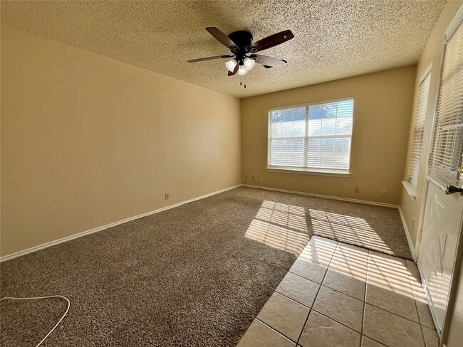 Photo - 526 Strata Dr