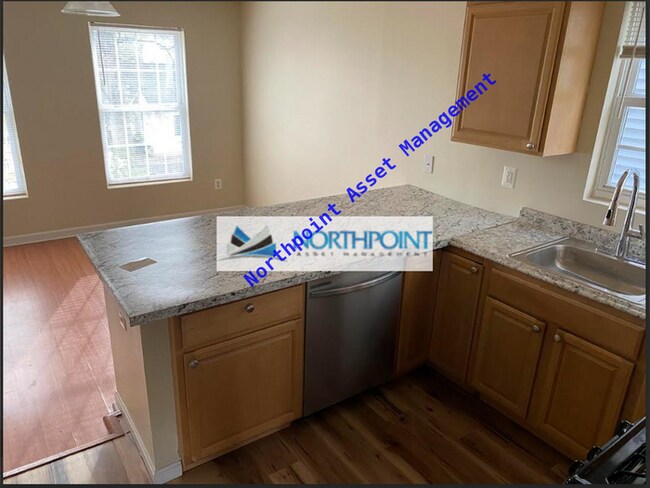 Photo - !!MOVE IN SPECIAL: $500 OFF on 2nd MONTH R...