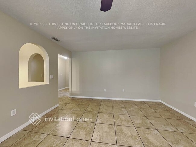 3801 Dovehollow Dr