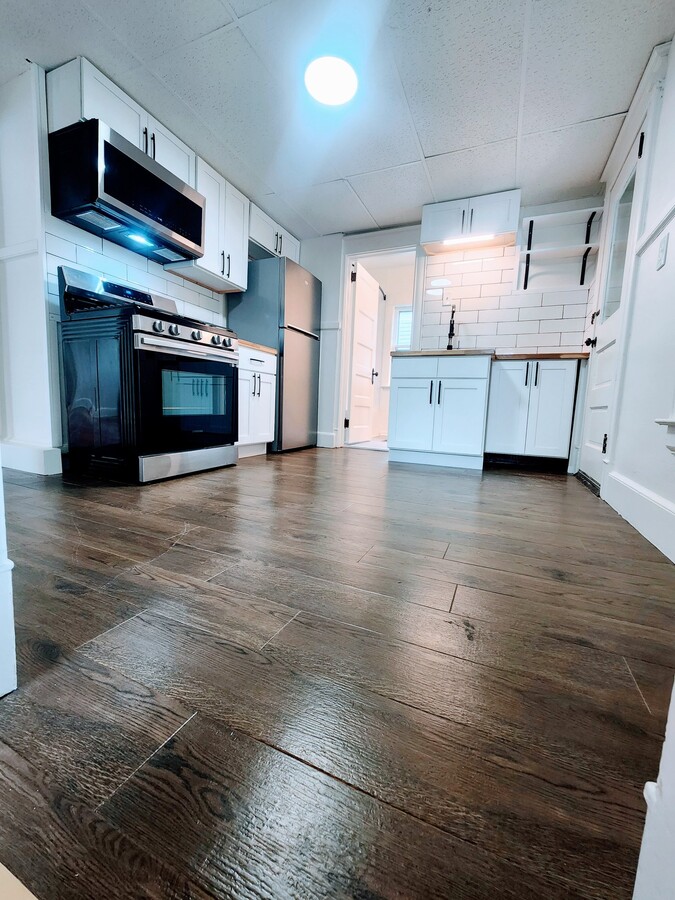 Photo - 754 Chenango St Unit #2