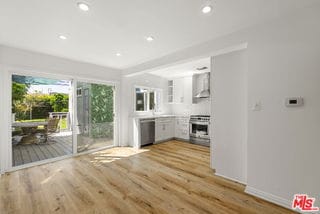 Building Photo - 2031 Glendon Ave