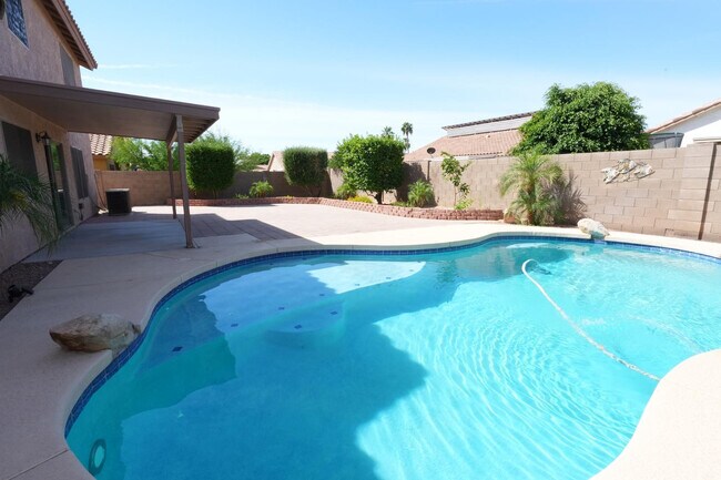 Photo - 16182 N 157th Dr