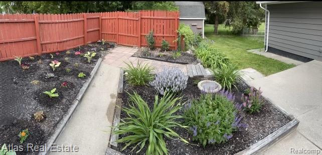 Photo - 495 W Seymour Lake Rd