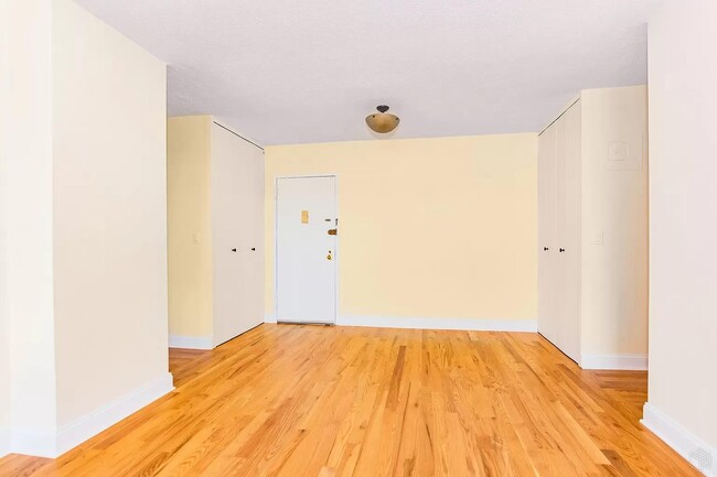 Photo - 2400 Johnson Ave