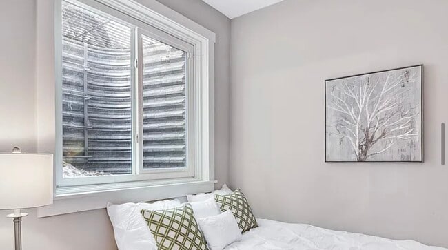 Photo - 32 Horton Pl