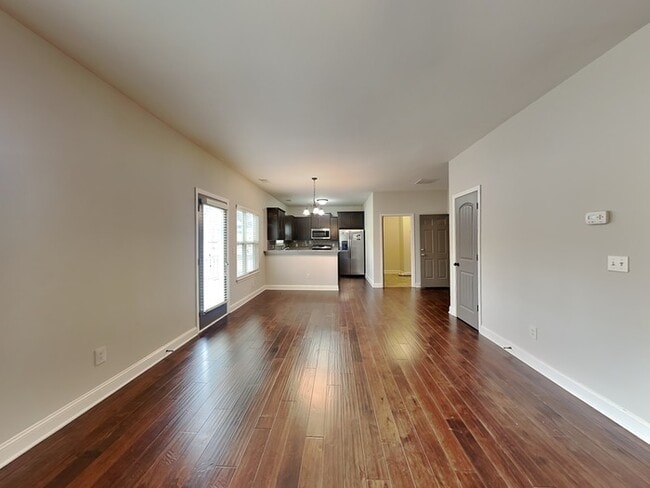 Photo - 333 Castle Top Ln SE