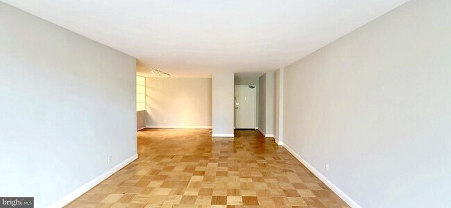 Photo - 4977 Battery Ln Unidad 1-311